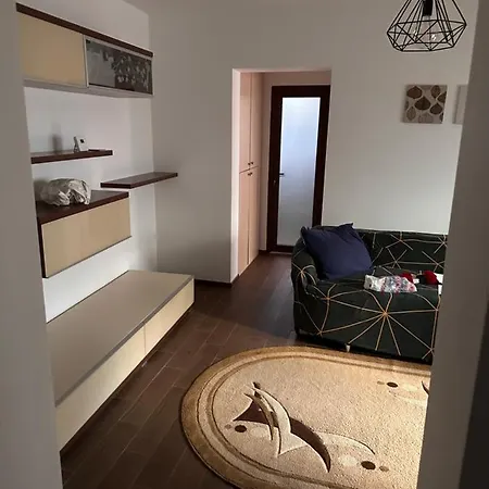 Ilya Apartament *